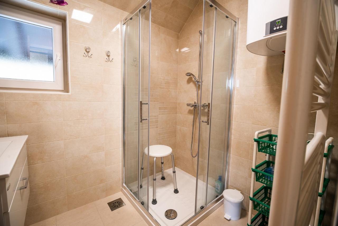 Apartment Carmen Брезье Экстерьер фото